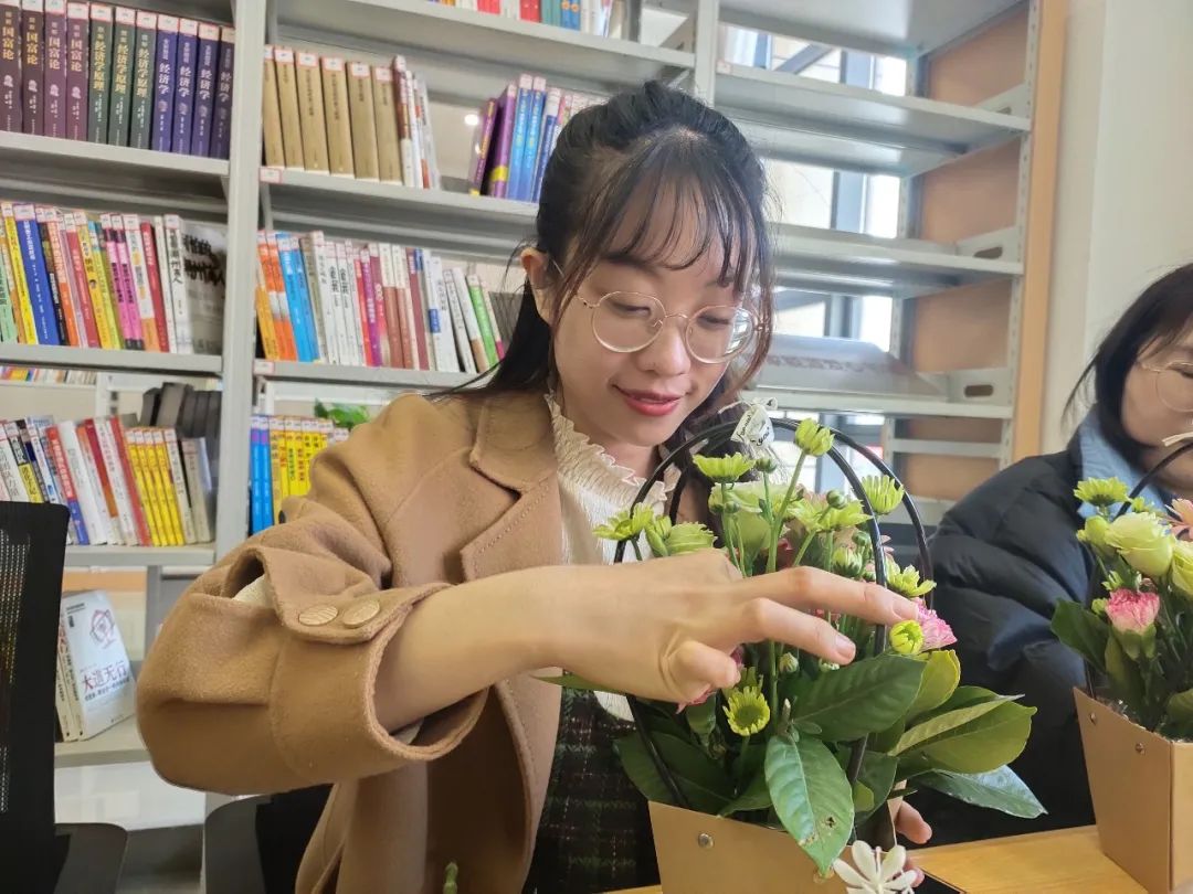 馥郁芬芳是什么意思_芬芳馥郁_馥郁迷花(楚留香同人